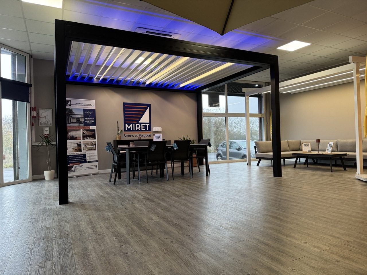 Showroom_Miret_22
